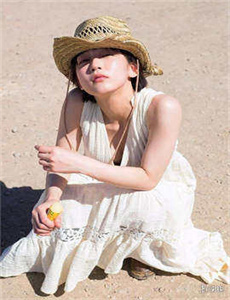 宋雨琦被御姐迷住了/百度伦理影音