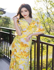 操哭美女-十九岁的纯情国语版