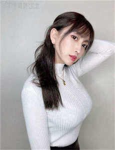 大香焦依人在钱-《乳色吐息》樱花观看